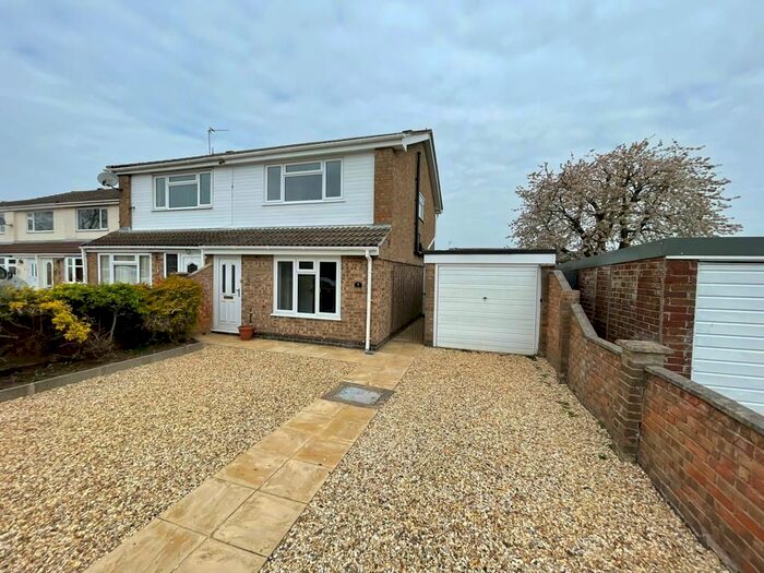 3 Bedroom Semi-Detached House To Rent In Cherry Drive, Syston, Leicester, LE7