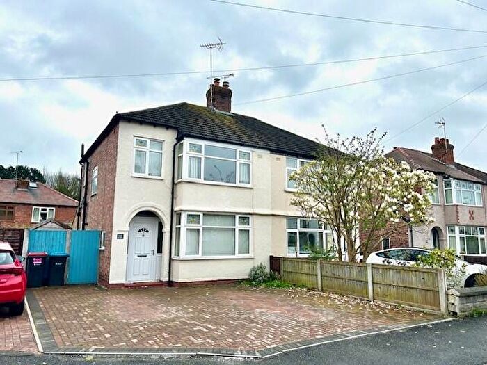 3 Bedroom House To Rent In Pine Gardens, Upton, CH2