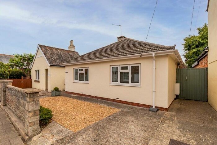 2 Bedroom Detached Bungalow To Rent In St. James Street, Yarmouth, PO41