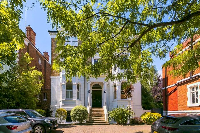 2 Bedroom Flat To Rent In Queens Road, Richmond, TW10