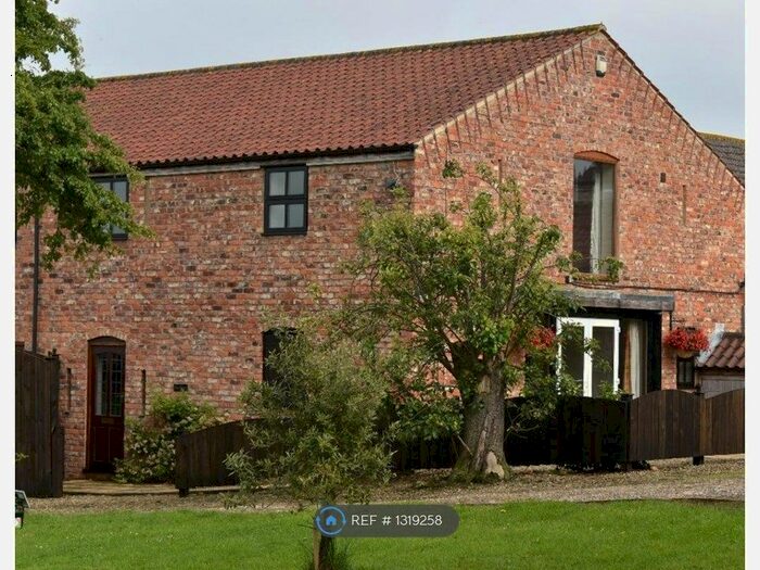 3 Bedroom Semi-Detached House To Rent In Archer Lane, Harrogate HG3