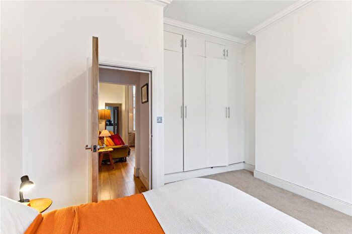 1 Bedroom Flat For Sale In Gloucester Avenue, Primrose Hill, London, NW1