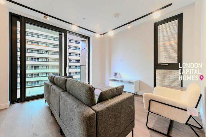 2 Bedroom Apartment To Rent In Siena House Bollinder Place London, EC1V