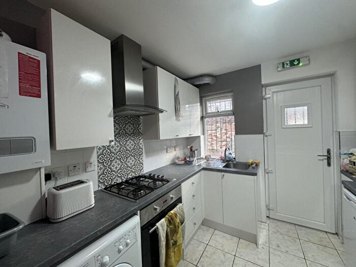 4 Bedroom House To Rent In Connaught Road, Liverpool, L7