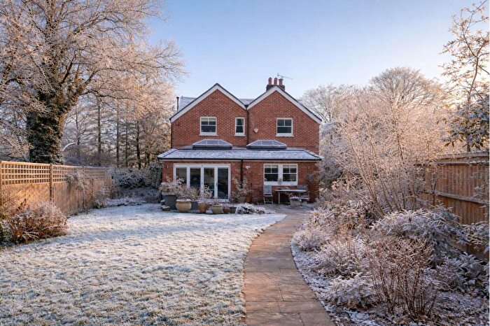 3 Bedroom Detached House For Sale In Littleheath Lane, Cobham, KT11