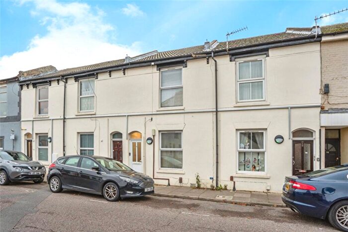 2 Bedroom Flat For Sale In Somers Road, Southsea, Hampshire, PO5