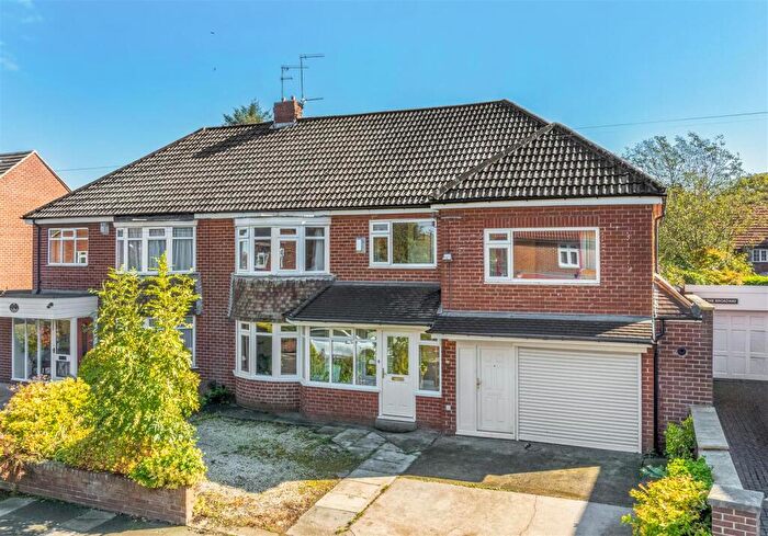 5 Bedroom Semi-Detached House For Sale In Hastings Drive, North Shields, NE30
