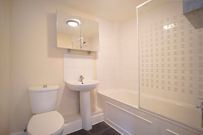 1 Bedroom Flat To Rent In Venner Road, Sydenham, London, SE26