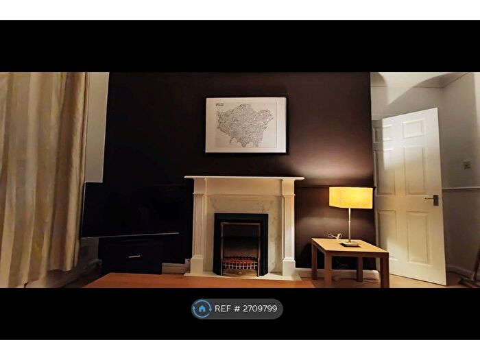 2 Bedroom Flat To Rent In Burnside Avenue, Calderbank, ML6