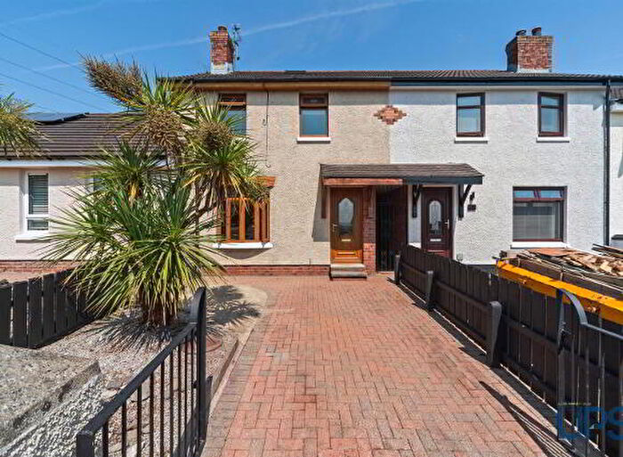 3 Bedroom House For Sale In Glendowan Close, Belfast, BT17
