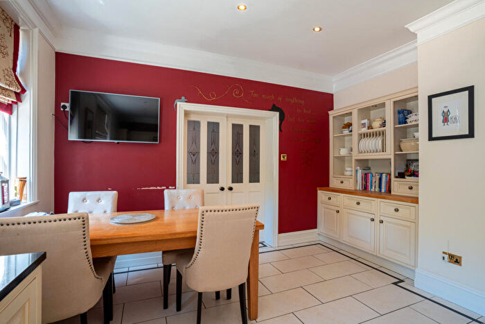 7 Bedroom Country House For Sale In Comberton Road Kidderminster, Worcestershire, DY10