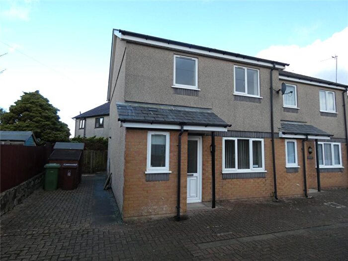 2 Bedroom Semi-Detached House To Rent In The Square, Llanrug, Caernarfon, Gwynedd, LL55