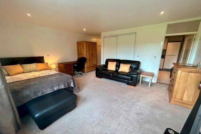 Studio To Rent In Hartland House, Cardiff, CF11