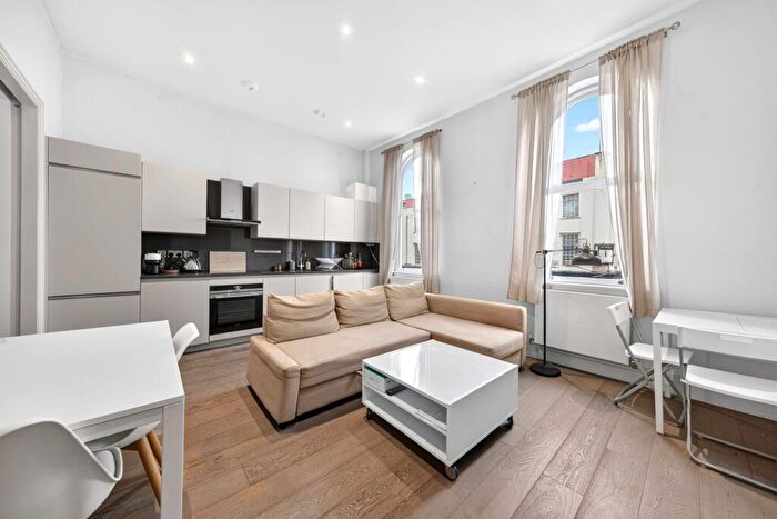 1 Bedroom Flat For Sale In Alvington Crescent, London, E8
