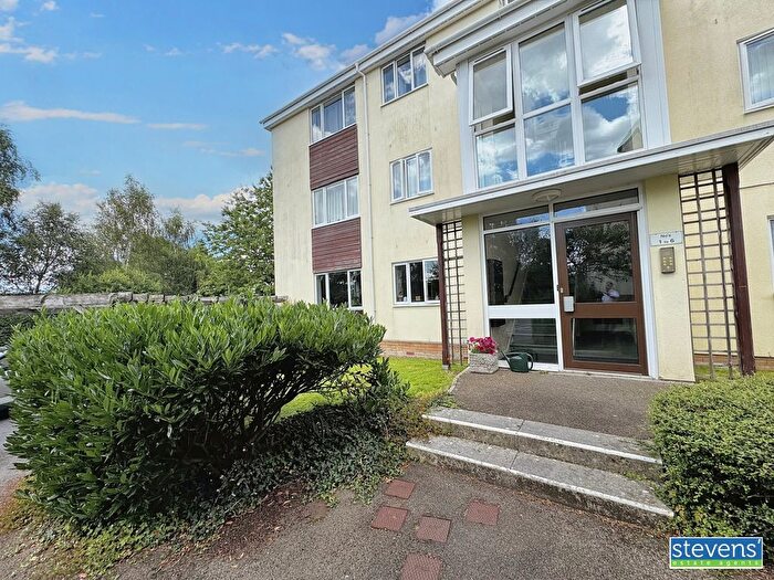 2 Bedroom Flat To Rent In Abbeyford Court, Okehampton, Devon, EX20