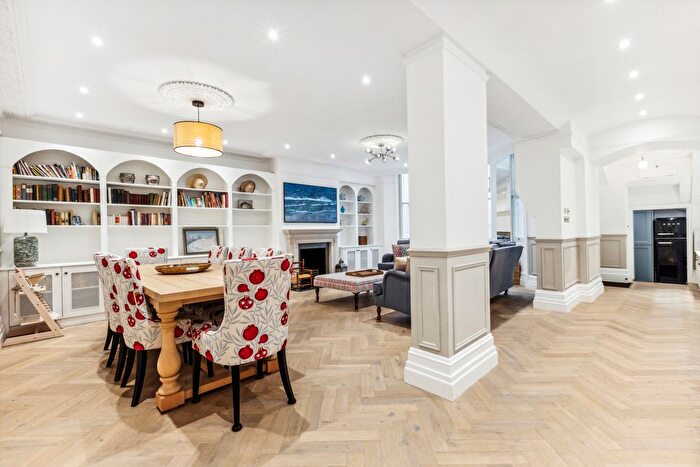 2 Bedroom Flat To Rent In Cornwall Gardens, South Kensington, SW7