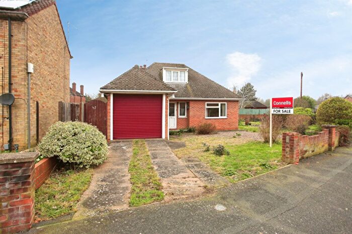 2 Bedroom Detached Bungalow For Sale In Richmond Avenue, Peterborough, PE4