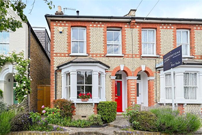 4 Bedroom Semi Detached House For Sale In Eastbury Road, Kingston Upon Thames, KT2