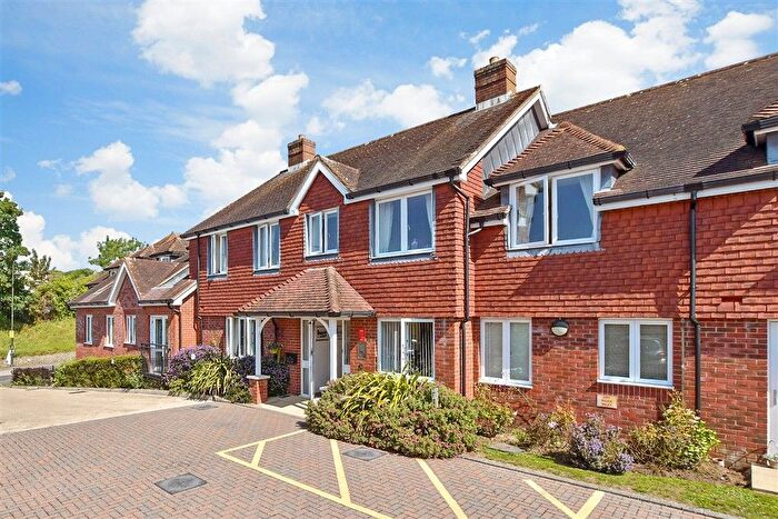 1 Bedroom Flat For Sale In Station Road, Petworth, West Sussex, GU28
