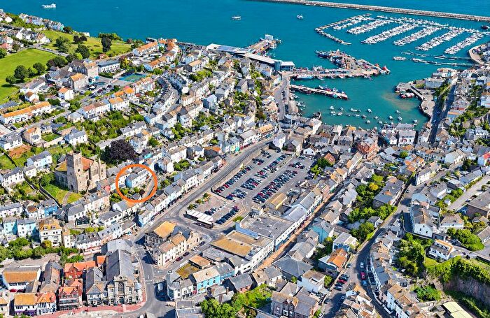 1 Bedroom Flat For Sale In Church Hill East, Brixham, TQ5