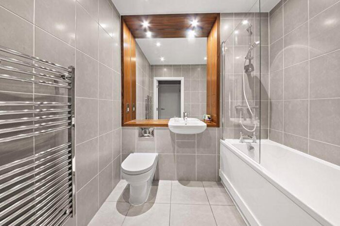 1 Bedroom Flat To Rent In Venice House, Hatton Road, Wembley, HA0