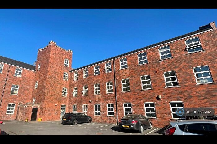 2 Bedroom Flat To Rent In Commercial Street, Morley, Leeds, LS27