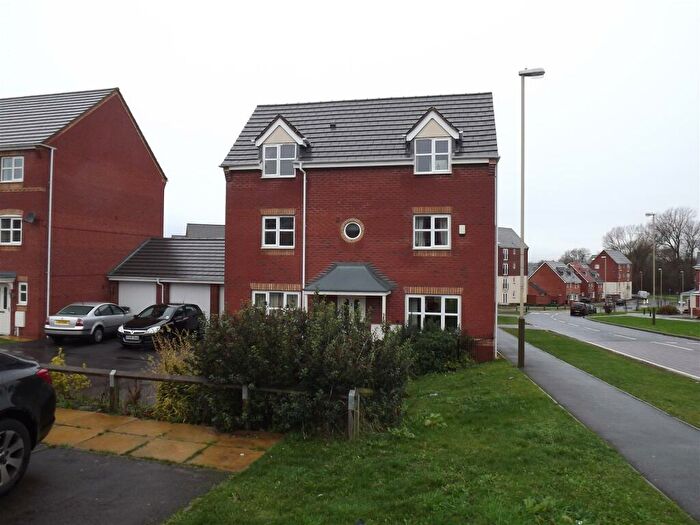 4 Bedroom Detached House To Rent In Mundesley Road, Hamilton, LE5