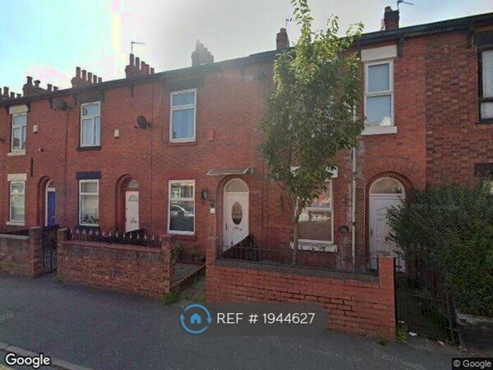3 Bedroom Terraced House To Rent In Reddish Lane, Manchester, M18