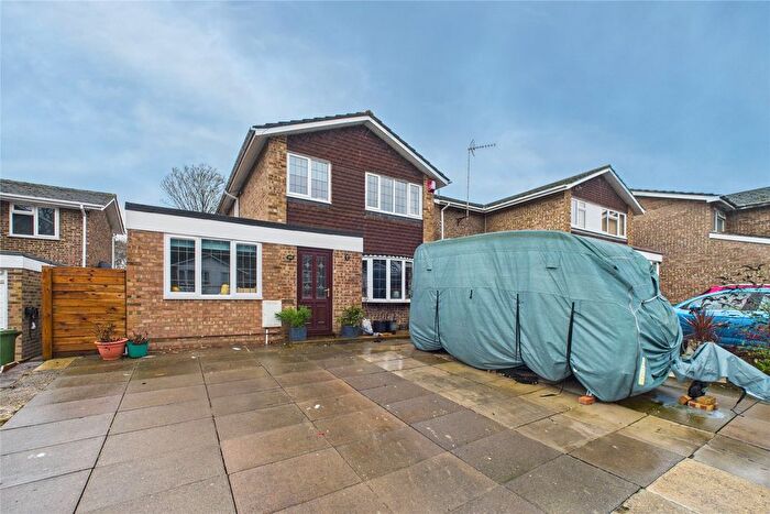 3 Bedroom Detached House For Sale In Avebury, Bracknell, Berkshire, RG12
