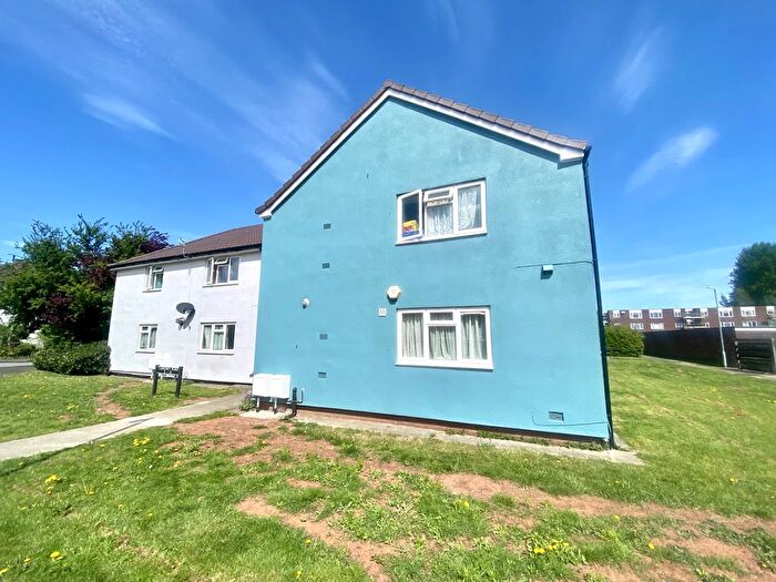 2 Bedroom Flat To Rent In Blakeney Road, Patchway, Bristol, BS34