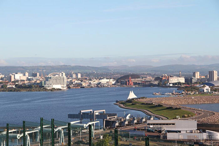 2 Bedroom Apartment To Rent In Clwyd, Northcliffe, Penarth, CF64