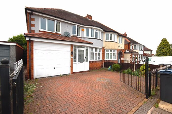 3 Bedroom Semi-Detached House To Rent In Willclare Road, Birmingham, B26