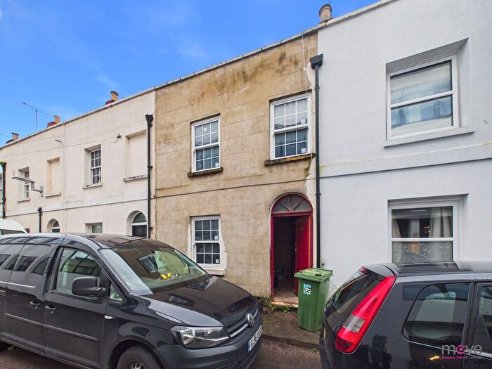 2 Bedroom Terraced House For Sale In Chapel Street, Cheltenham, GL50