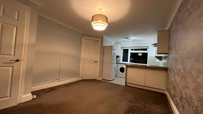 2 Bedroom Maisonette To Rent In Westland Close, Staines-Upon-Thames, Surrey, TW19