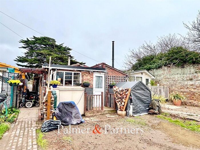 2 Bedroom Bungalow For Sale In Tower Estate, Point Clear Bay, Clacton-on-Sea, Essex, CO16