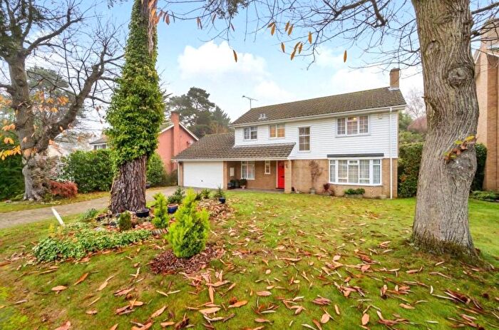 4 Bedroom Detached House To Rent In Robin Hill Drive, Camberley, Surrey, GU15