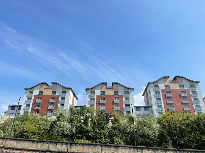 2 Bedroom Apartment For Sale In Ouseburn Wharf, St. Lawrence Road, Newcastle Upon Tyne, NE6