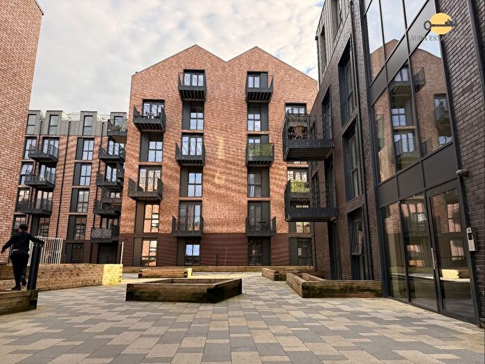 1 Bedroom Flat To Rent In Leigh Street, High Wycombe, HP11