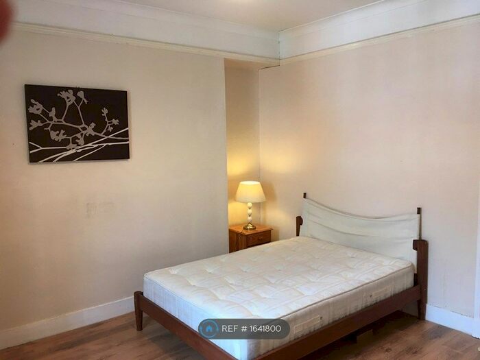 2 Bedroom Flat To Rent In Bedford Road, Aberdeen, AB24