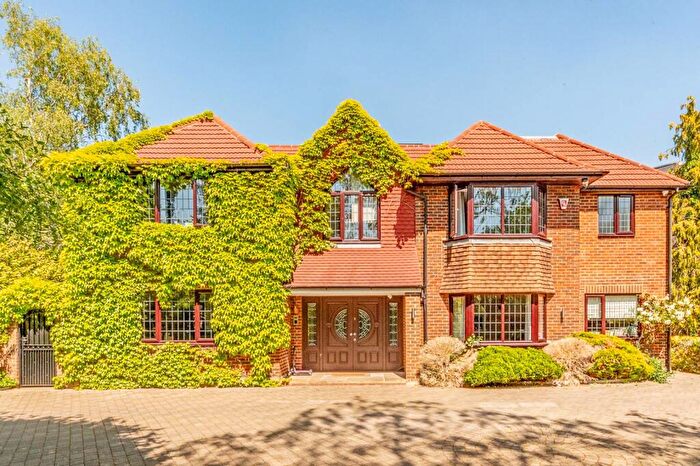 7 Bedroom Detached House For Sale In Ranmore Avenue, Shirley, Croydon, CR0