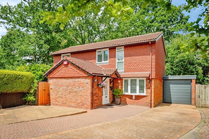 4 Bedroom Detached House For Sale In Bridgelands, Copthorne, Crawley, RH10