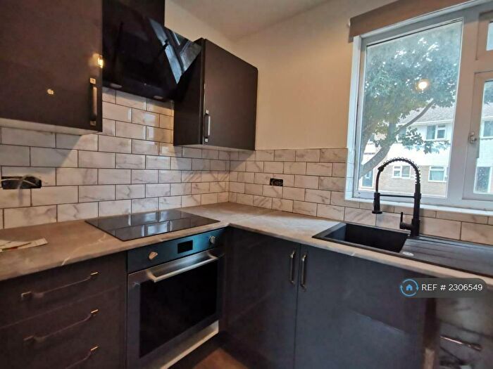 1 Bedroom Flat To Rent In Queen Eleanors Court, Long Hanborough, Witney, OX29