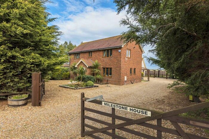 4 Bedroom Detached House For Sale In Chatteris Road, Somersham, Huntingdon, Cambridgeshire, PE28