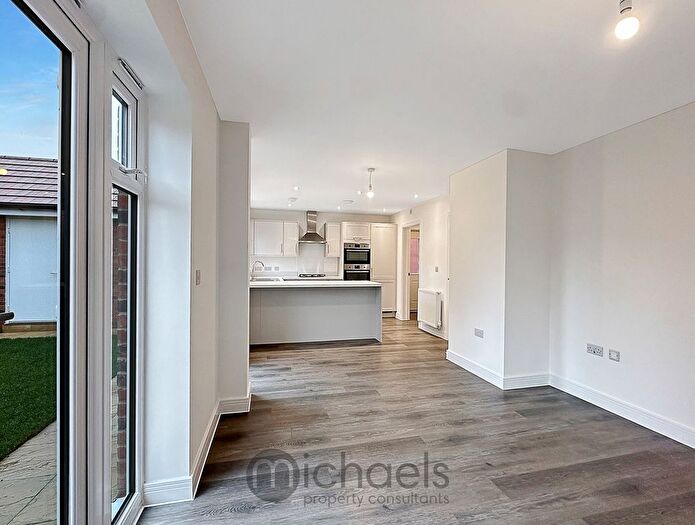 4 Bedroom Detached House For Sale In Brood Chase, Fordham Heath, Colchester, CO3