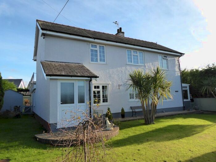 4 Bedroom Detached House For Sale In Dinas, Caernarfon, LL54
