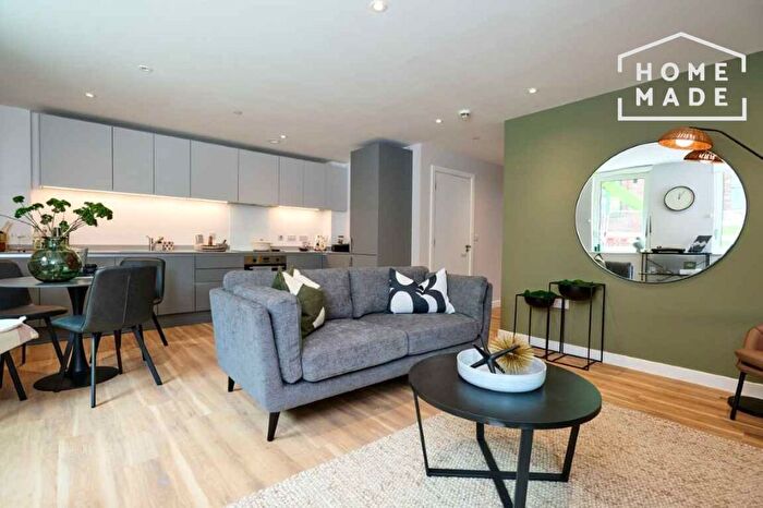 2 Bedroom Flat To Rent In The Tilt Works, S3