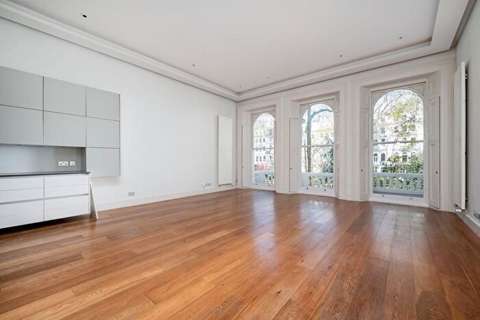 2 Bedroom Flat To Rent In Cornwall Gardens, South Ken, SW7