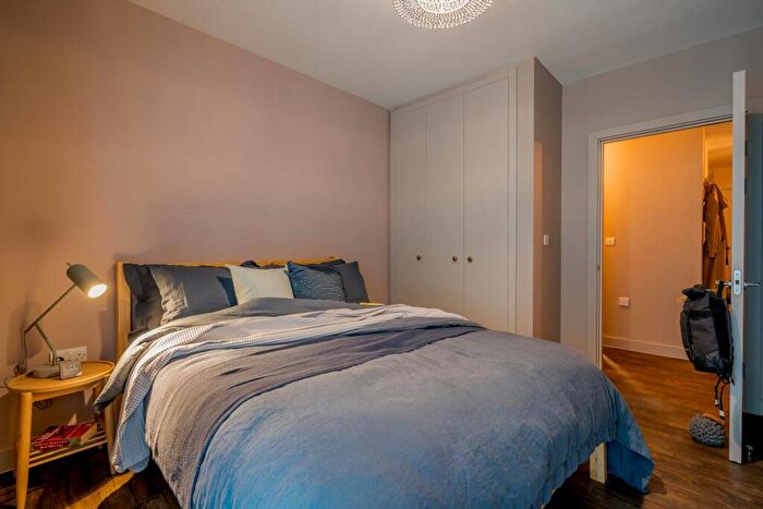 2 Bedroom Apartment To Rent In Canada Gardens, Wembley Park, HA9