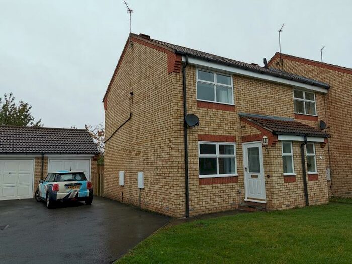 2 Bedroom Semi-Detached House To Rent In Owl Ridge, Morley, Leeds, LS27