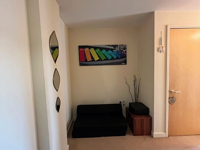 1 Bedroom Flat For Sale In Chatham Place, Reading, RG1